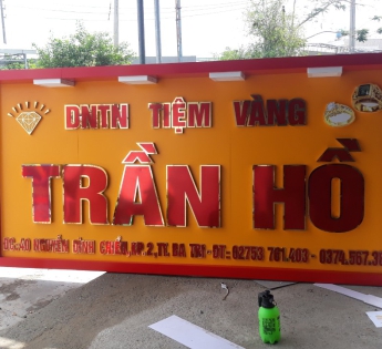 BẢNG HIỆU TIỆM VÀNG