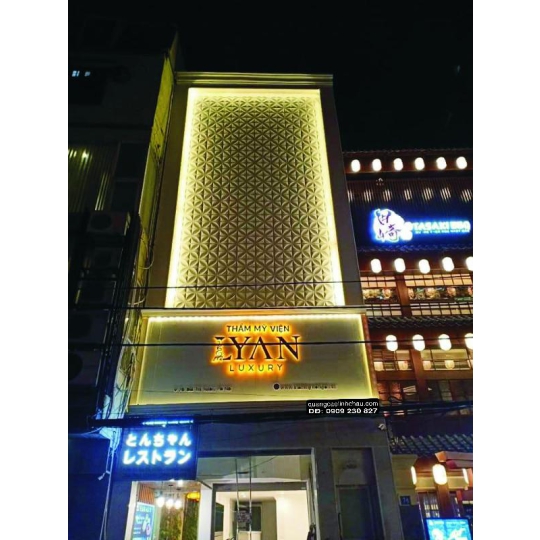 BẢNG HIỆU ĐÈN LED ĐẸP BA TRI