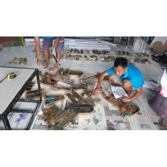 LÀM BẢNG HIỆU CHỮ NỔI TẠI BA TRI
