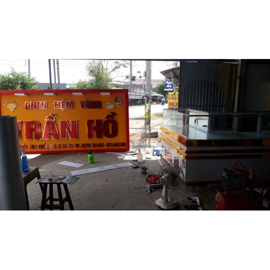 BẢNG HIỆU TIỆM VÀNG